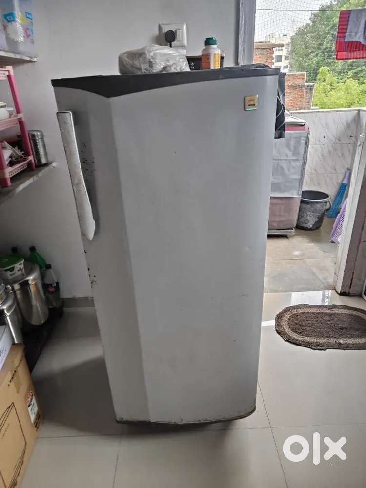 Working Godrej Freeze 200 ltrs