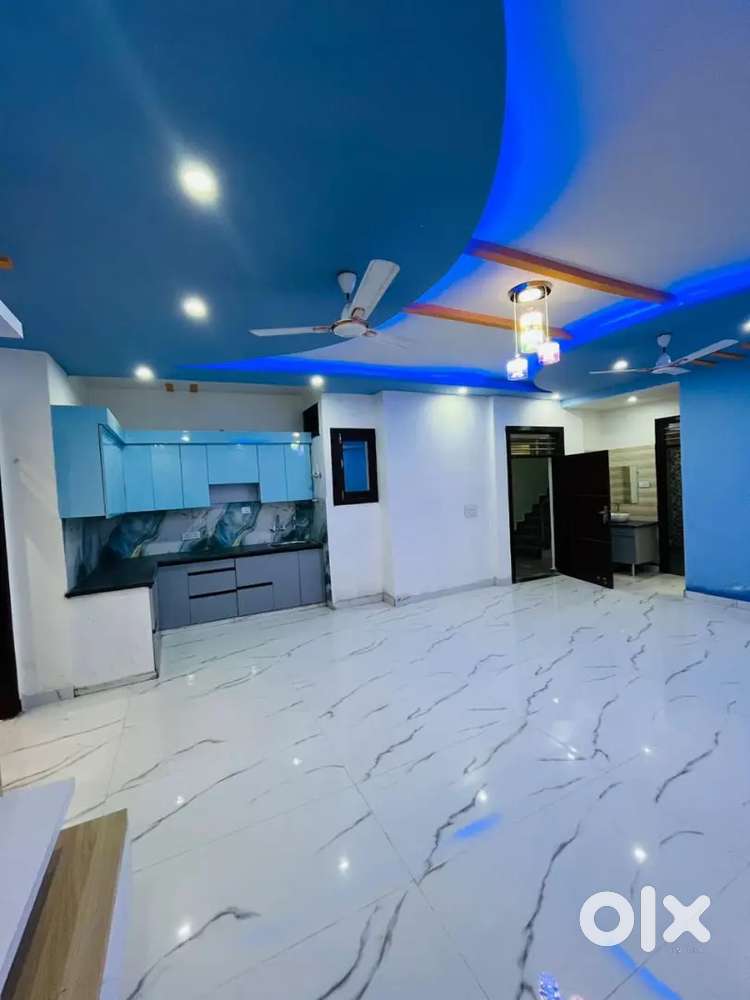 3bhk flat space 135 guj With lift and Car parking Balaji enclave