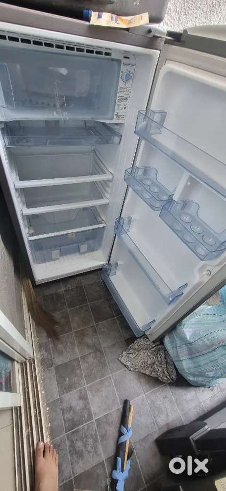 Sumsung 183L fridge