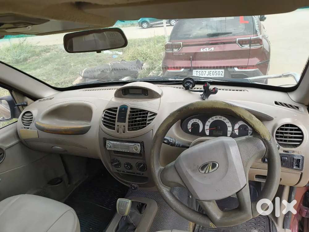 Mahindra Xylo 2010