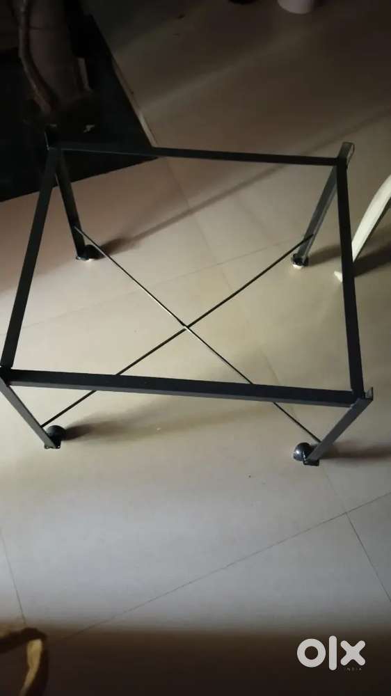 Cooler stand