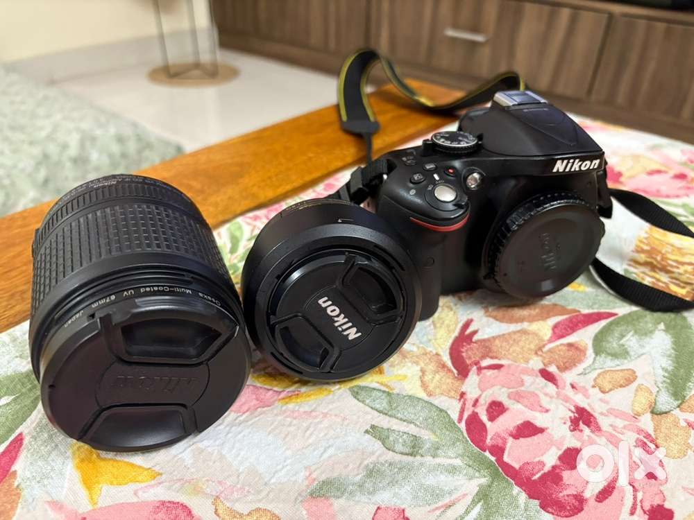 Nikon D5200 DSLR camera