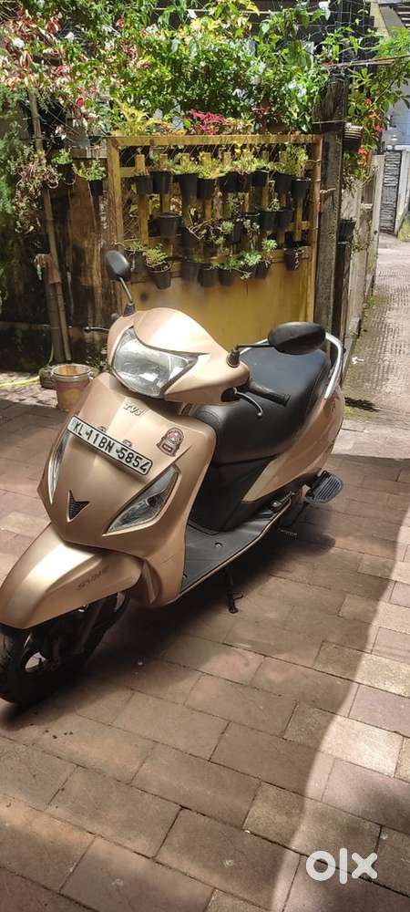 Fully maintained vehicle