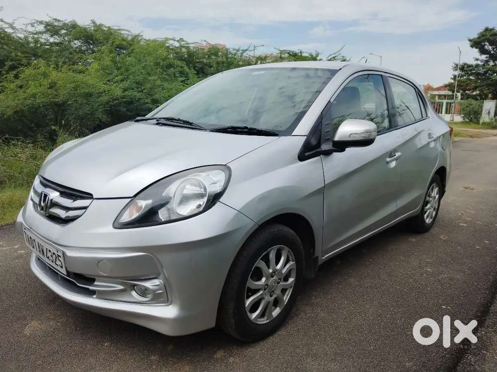 Honda Amaze VX well maintained