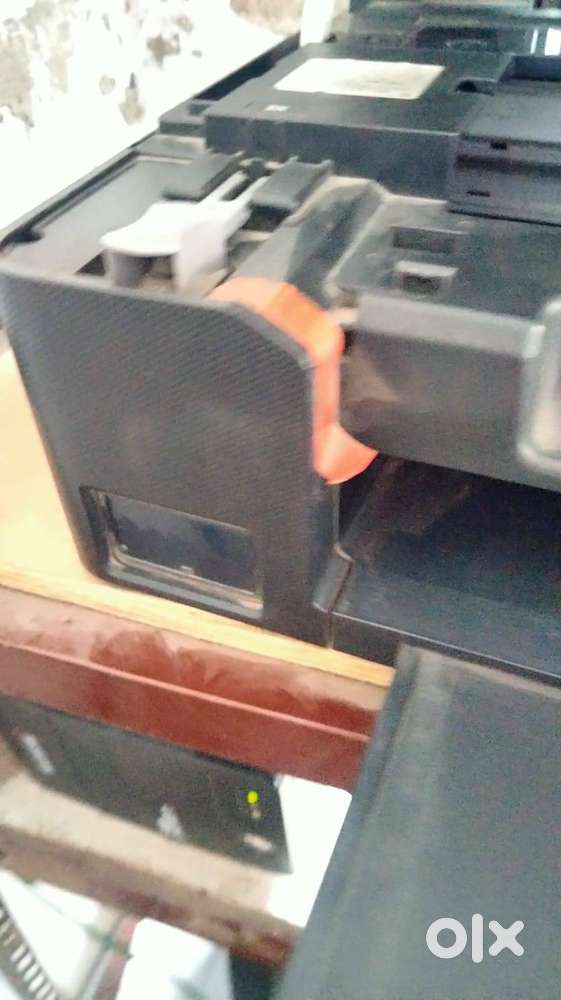 Canon PIXMA G2020 Ink Tank Colour Printer in excellent condition