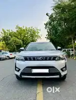 Mahindra XUV300 W8, 2019, Petrol