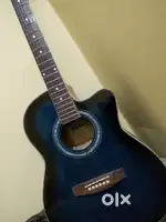 Acoustic Guitar just in 3000