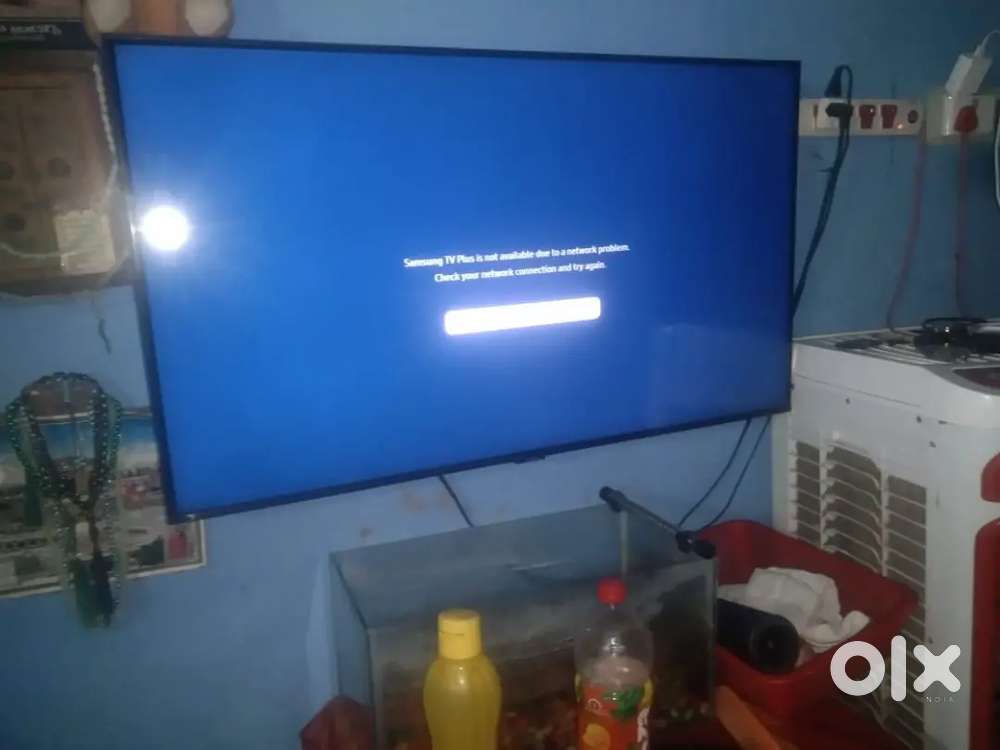 Tv43 inches 4k 25000  1 year old samsung full hd all is good condition