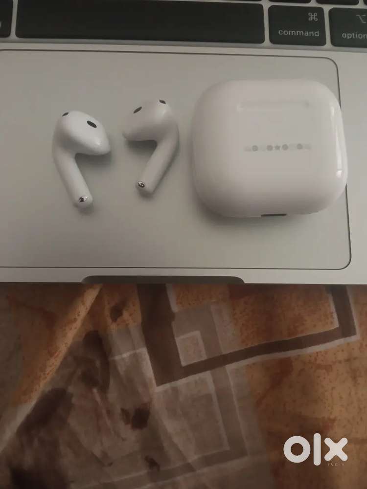 Apple AirPods 4 ANC worth 17.5K – 2 Months Old, Excellent Condition