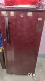 LG कंपनी की है फ्रिज में गैस नहीं है