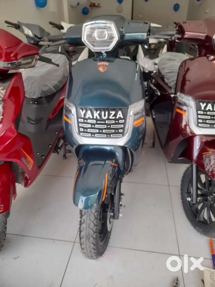 ઇલેક્ટ્રિક બાઇક ના શોરૂમ માટે રિસેપ્શન સંભાળી શકે તેવી ગર્લ્સ જોઈએ છે.