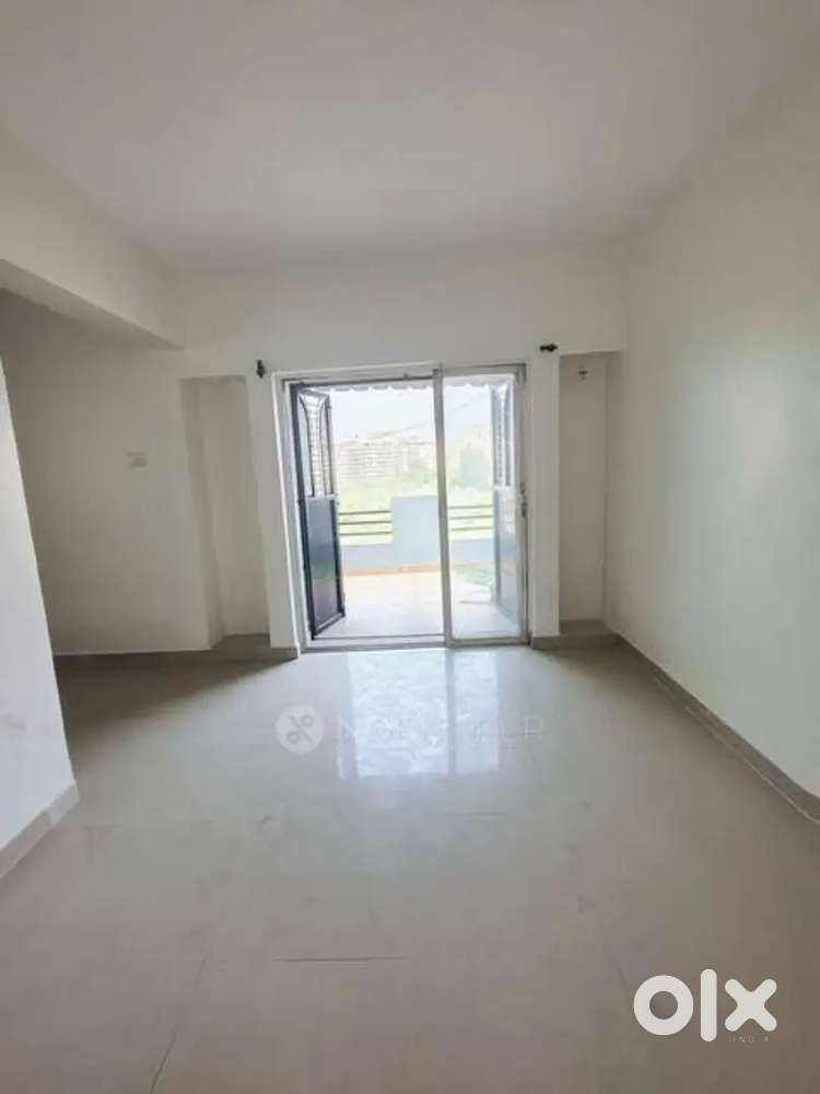 3 BHK Flat in prime location onroad