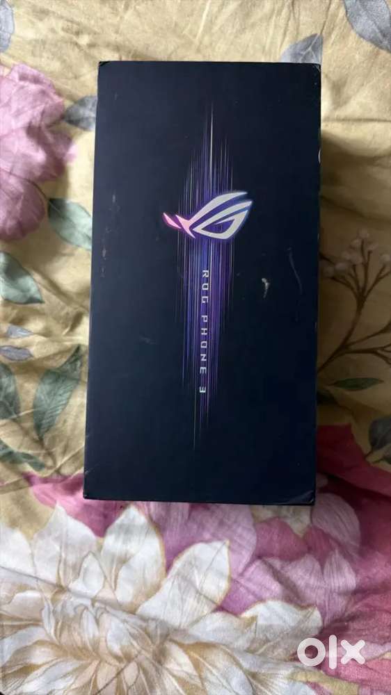 ASUS ROG Phone 3 (8GB/128GB) & Mobile Desktop Dock