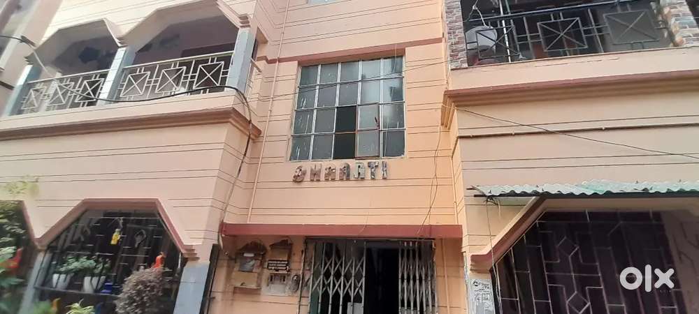 Selling Flat in Teghoria Nishikanan