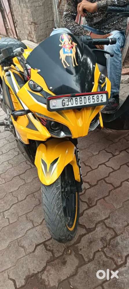 Rs200 Full condesan ok not a problam and owner 3