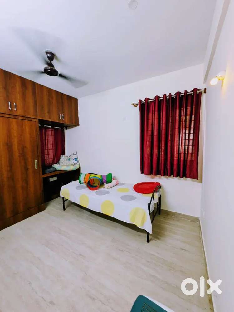 3BHK 2 big hall 1 balcony independent villa with a s pool club house
