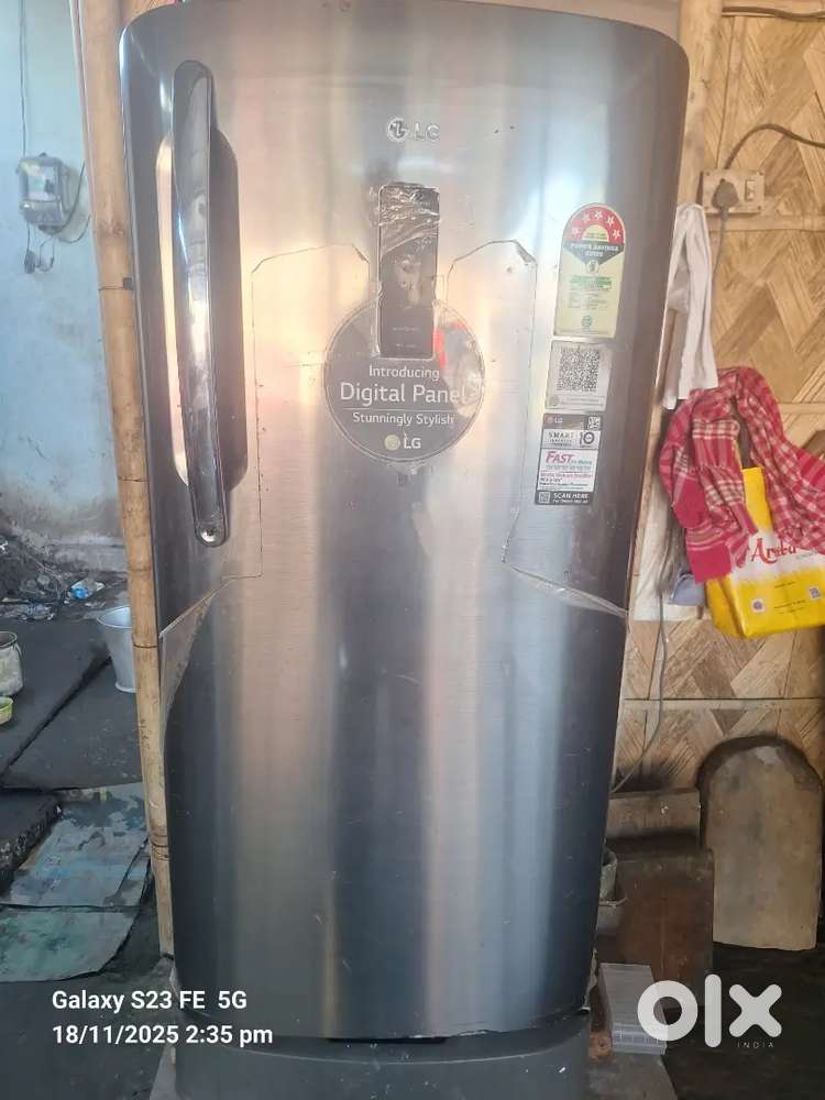 Lg 5 star digital panel refrigerator 201 litr