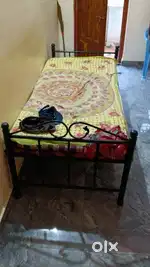Rod iron single cot