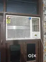 Window 1/5 tan