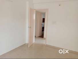 Available 3 Bhk Falt For sale In Sola