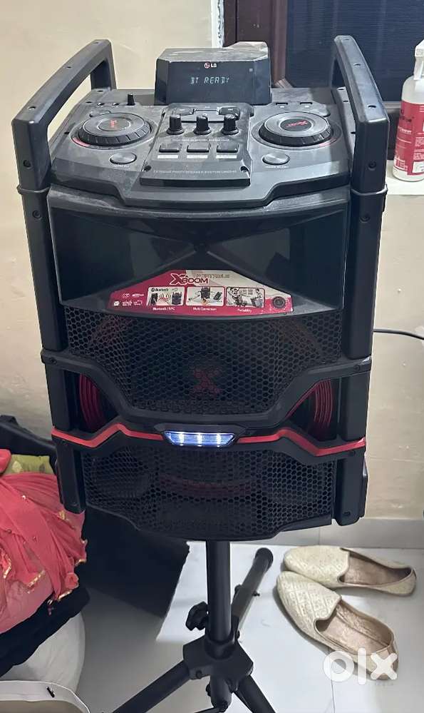 LG XBoom Speaker with Stand & Original Remote