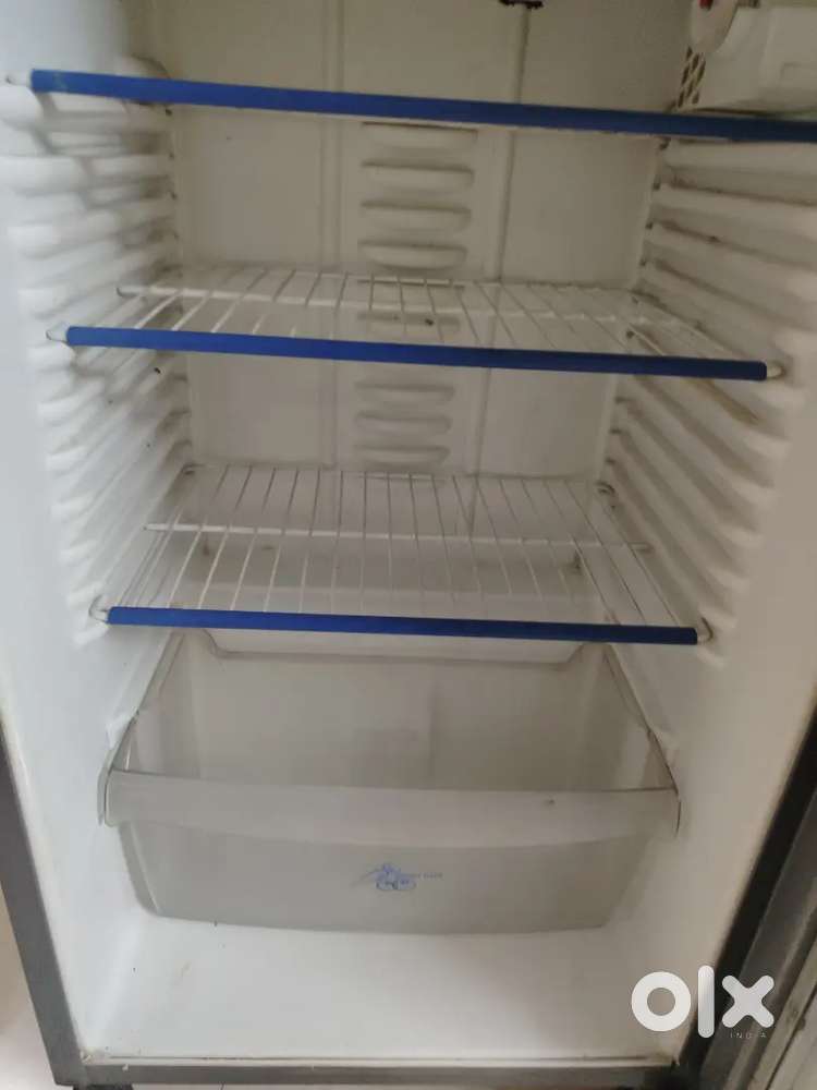 Whirpool One door refrigerator