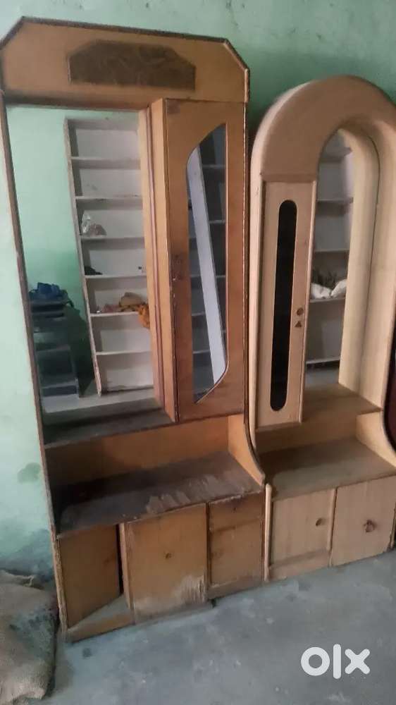 2 Dressing table and bed di dho 1800 pr piece