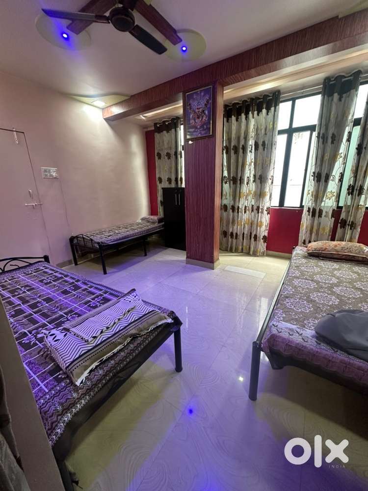 Girl pg available here limited offer