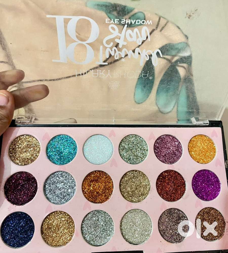 Amazing glitter eyeshadow plat 18 colours eyeshadow