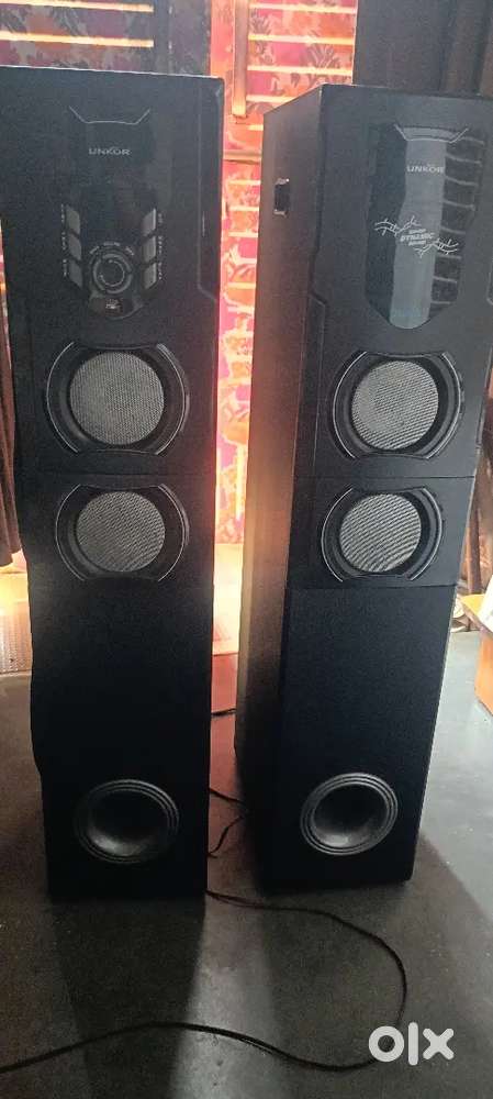 Unkor tower speakers