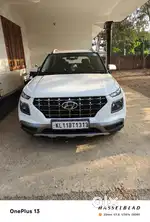 Hyundai Venue 2020 model Petrol Automatic top end