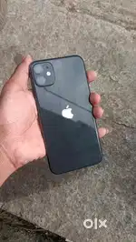 iPhone 11 128gb [slightly negotiable]