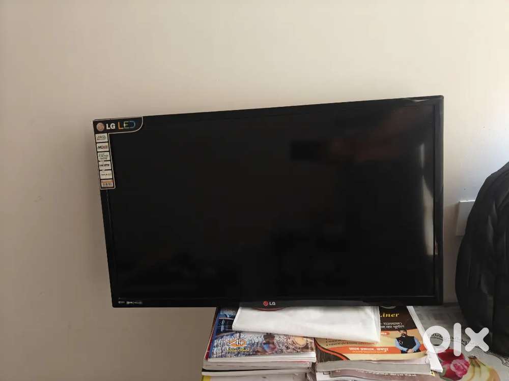 LG TV 32 inch