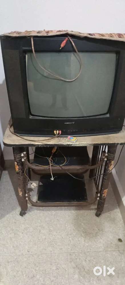 4 year old tv