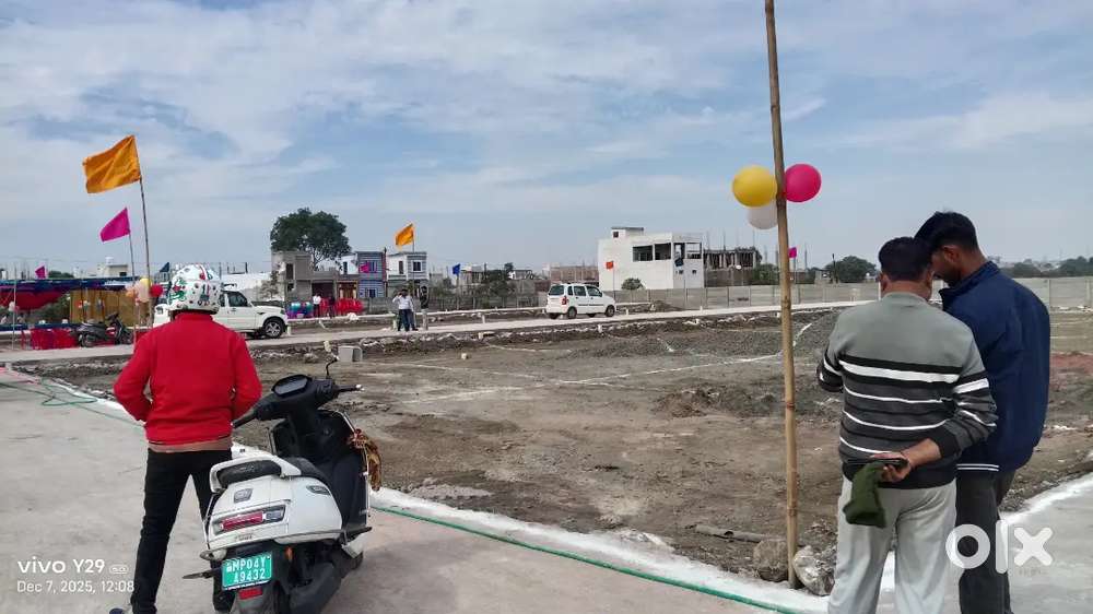 Location peoples Mall Ke piche