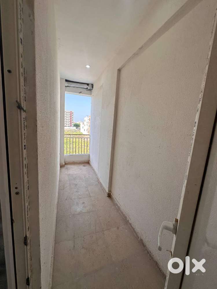 2 & 3 BHK luxury flats in Jagatpura. – a G+6 modern residential tower