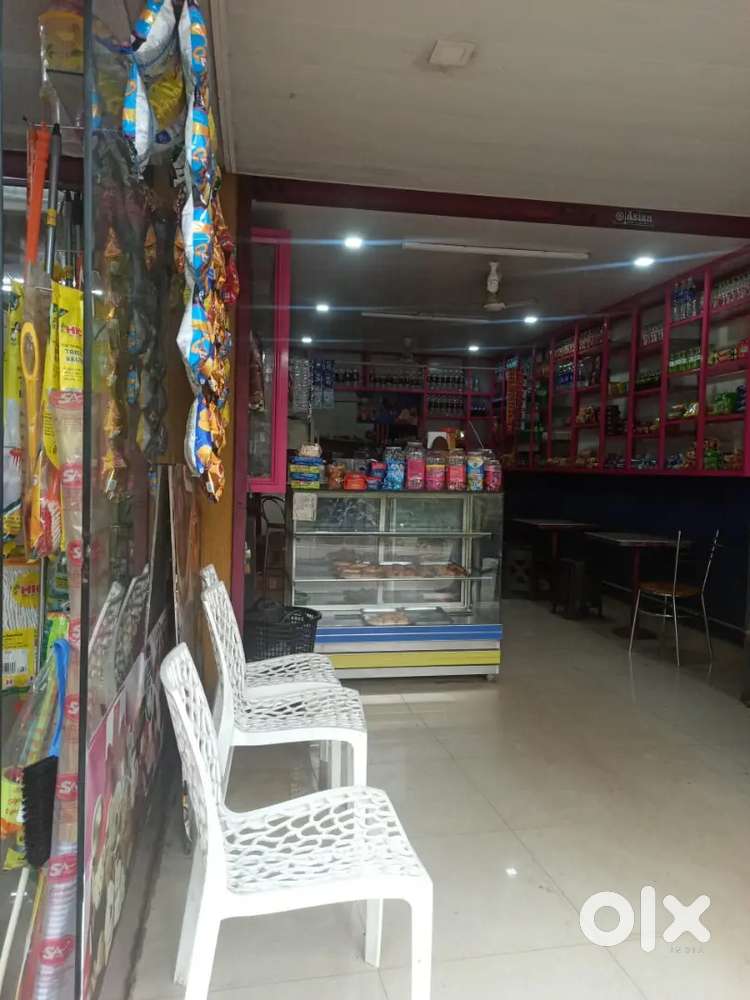 Aamis bakery and coolbar