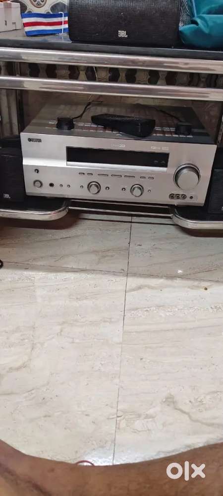 Yamaha AVR rx559 JBL subwoofer 5 satellite speaker