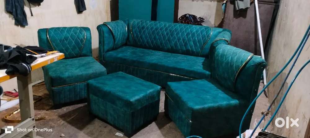 New 5seater sofaset with puffy