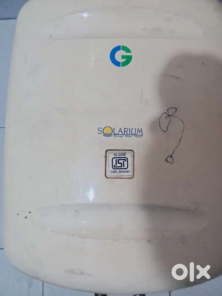 Crompton water geyser 15 Lr