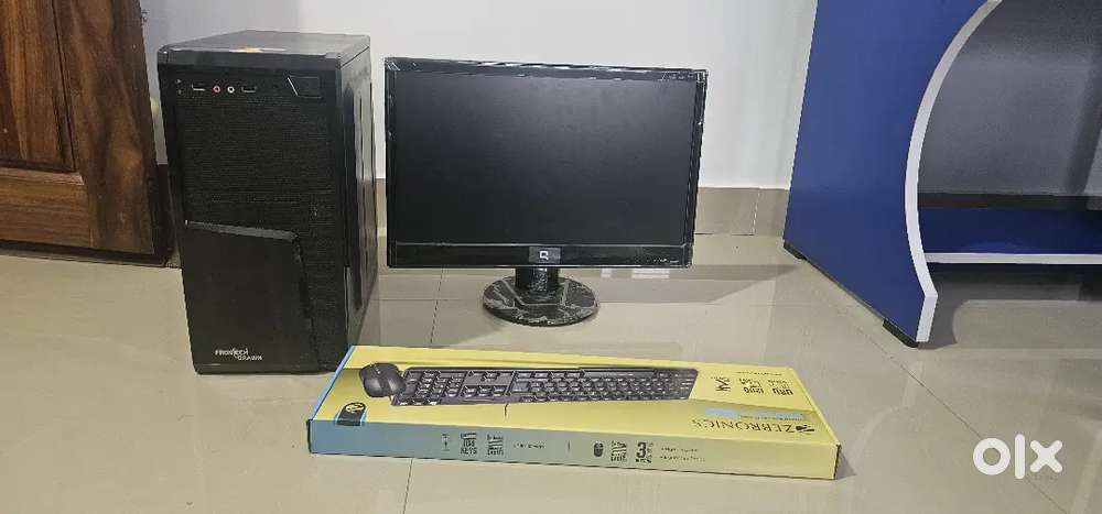 Desktop - CPU MONITOR KEYBOARD MOUSE