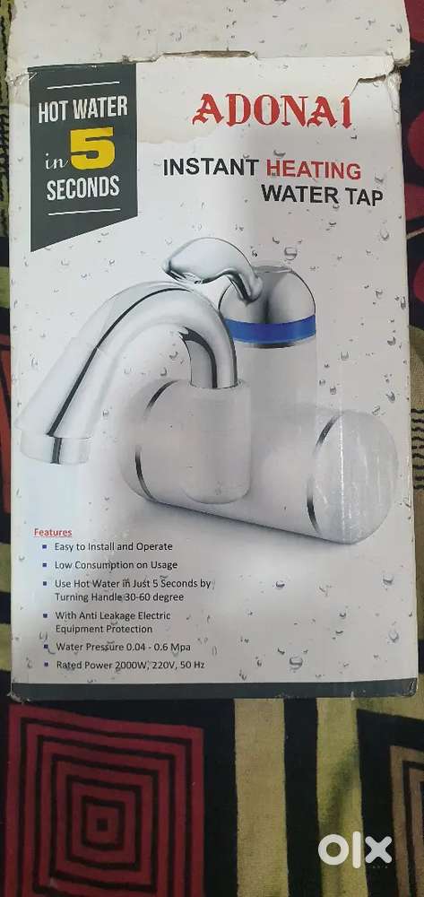 Instant hot water gyser