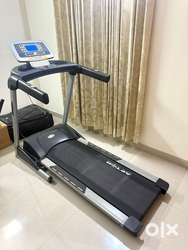 Afton motorised sports treadmill