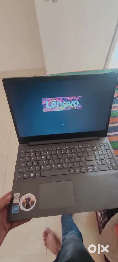 Laptop v15