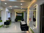 Looking for female spa therapist