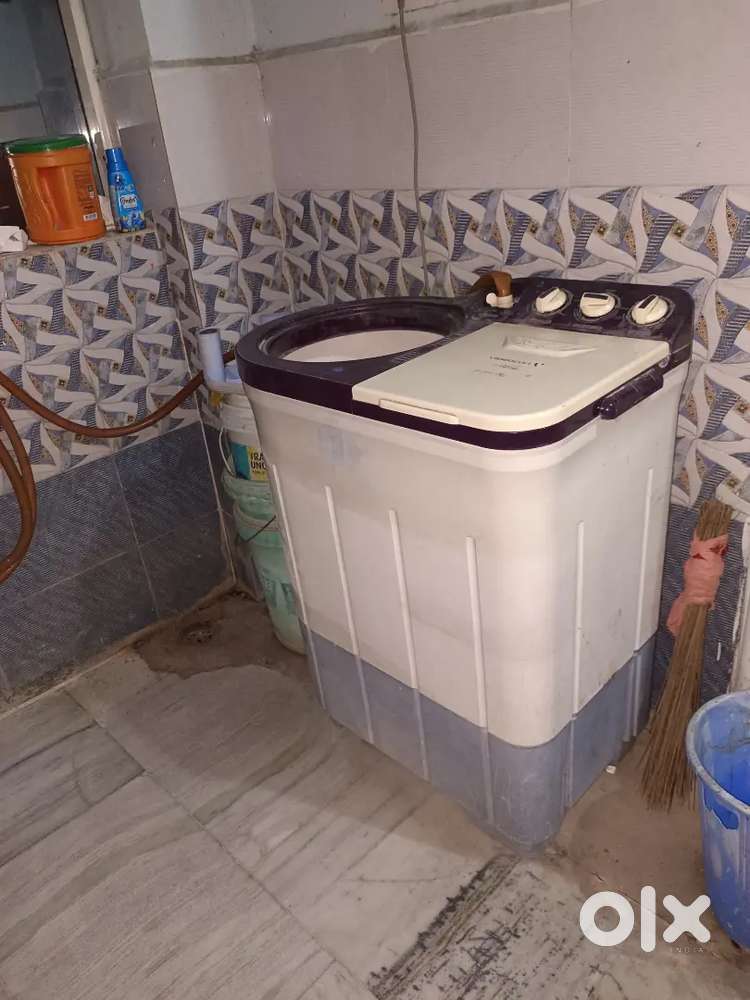 Washing Machine with Spin Good condition