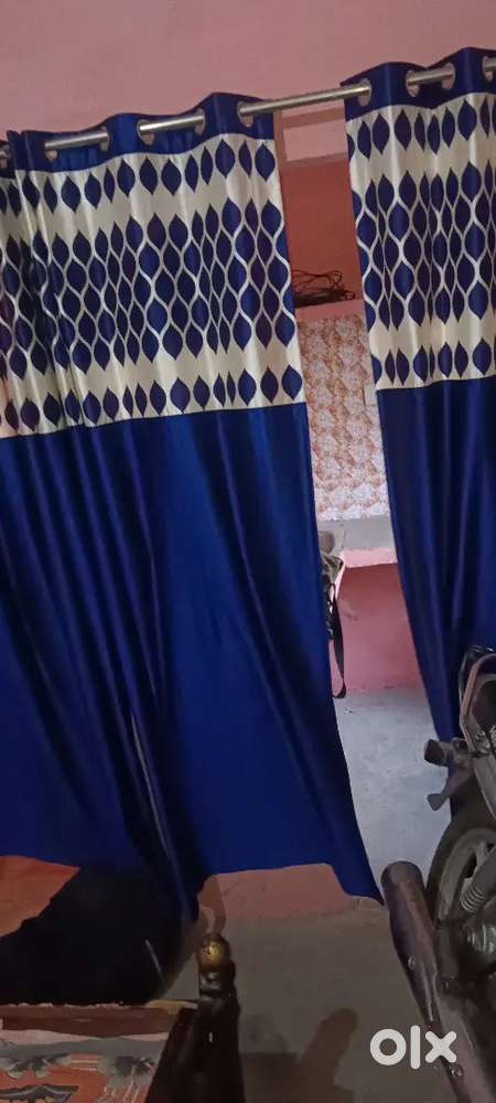 1 room with kitchen available for rent only for girls