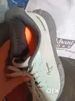 Shoe lakhani touch