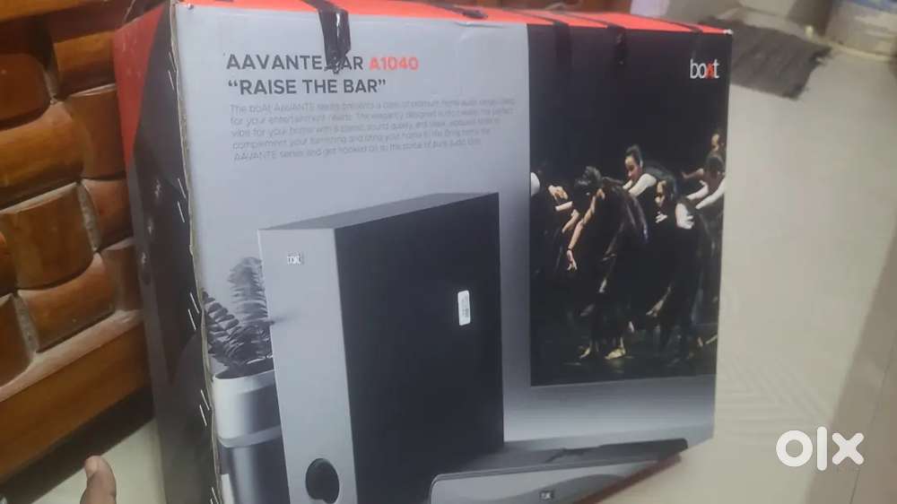 Boat sound bar