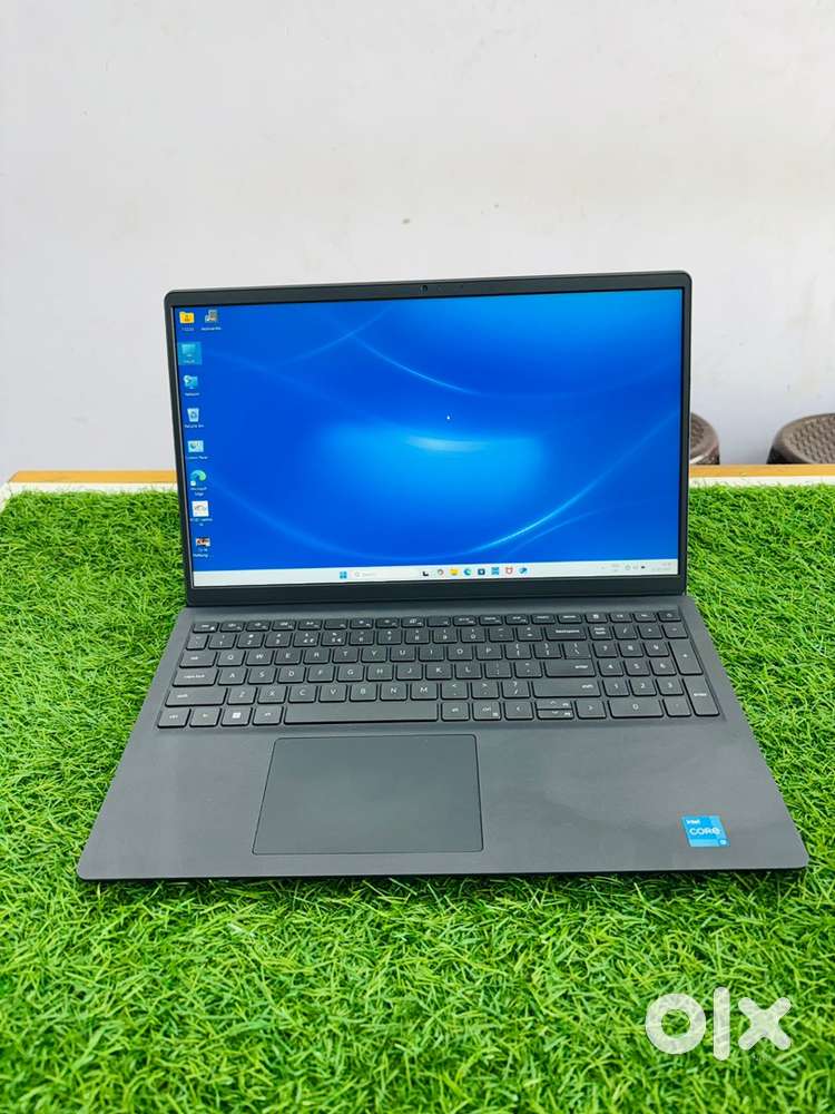 Dell Vostro i3 processor 12th generation 8 gb ram 256 gb ssd